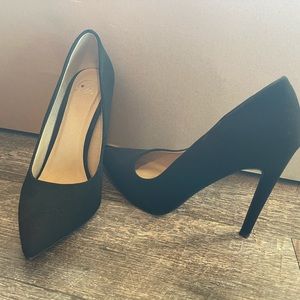 Black Stiletto Heels